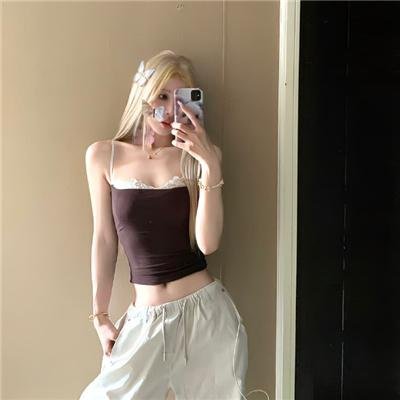 龙纹身的女孩